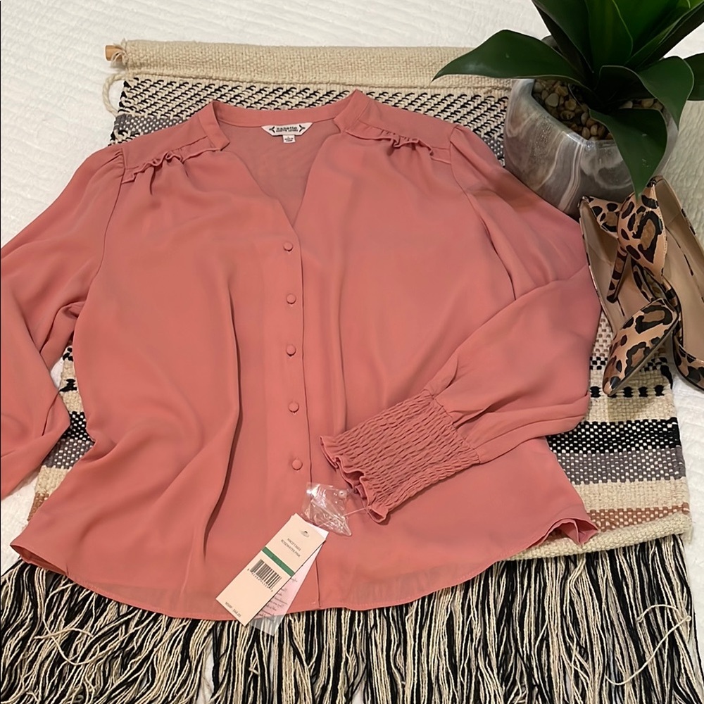 💗NWT💗 Long Sleeve Button Down Blouse